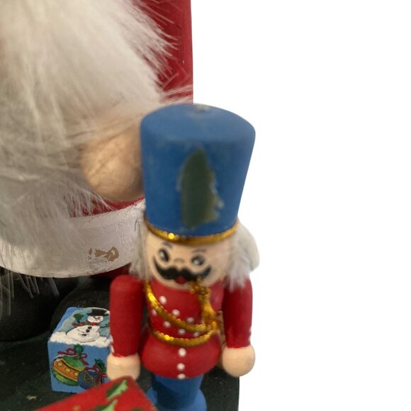 Vintage Christmas Hand Painted Santa Claus Music Box Works - Picture 9 of 10